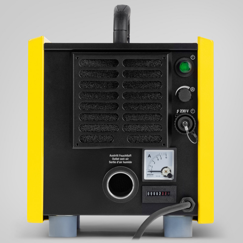 The TTR 200 desiccant dehumidifier is standard-equipped with a plug-on filter cap with handy clip lock on the suction side for fast filter change without the need to open the machine.