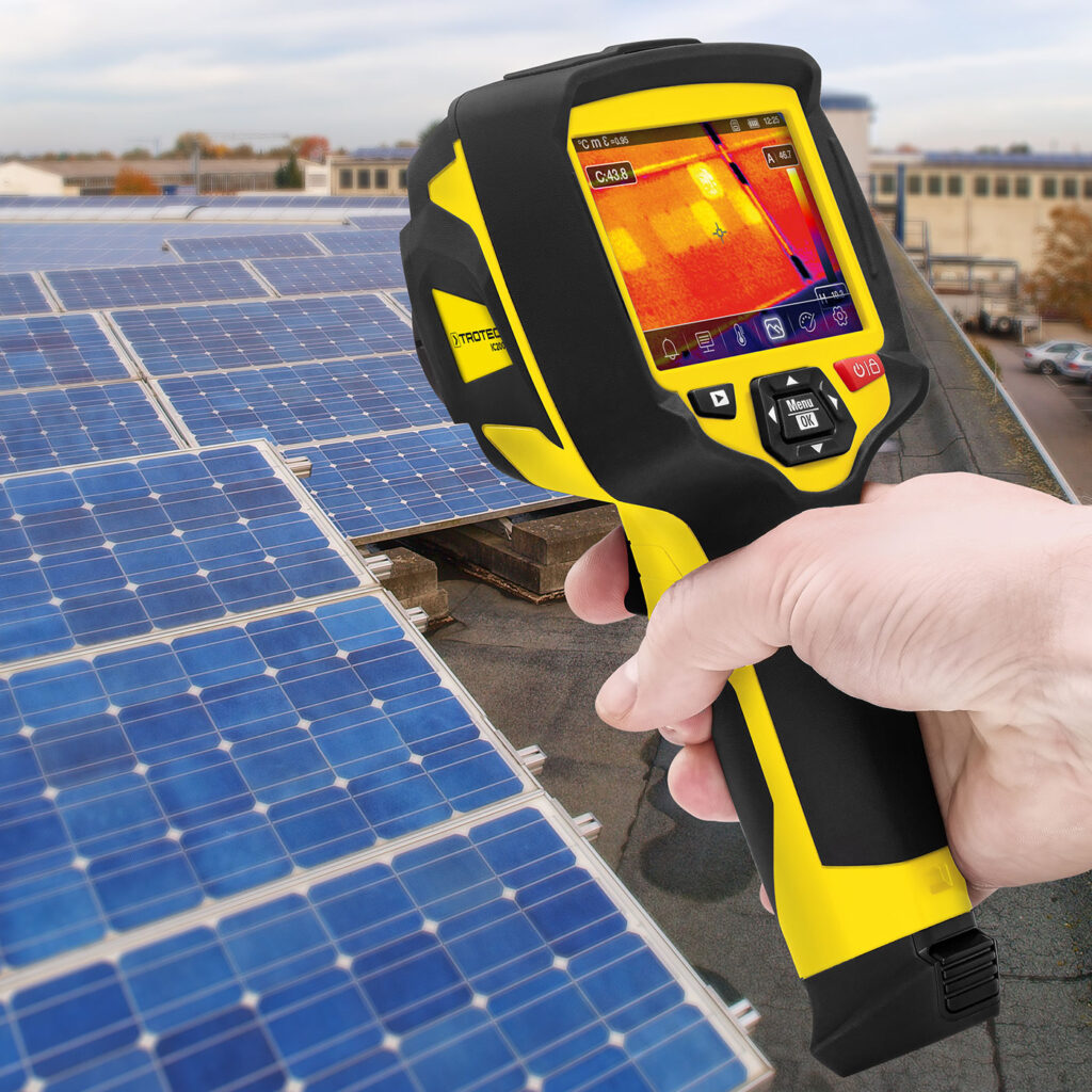 the-thermal-imaging-camera-ic200-is-perfectly-suited-for-construction-diagnostics-and-industrial-inspections-78b8